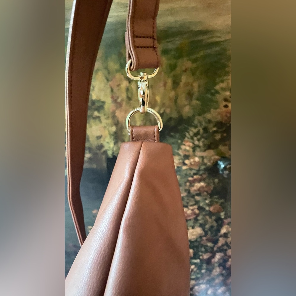 Steve Madden Elegant brown Leather Shoulder Bag. NWNT. - Picture 5 of 9
